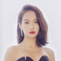 长得很黏的长发小姐